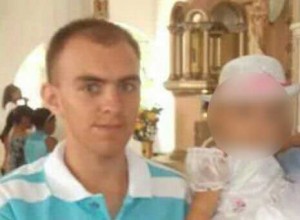 El uniformado, Wilson Rodríguez (Q.E.P.D) de 27 años, natural de Bogotá, fue asesinado en su propia casa, ubicada en el barrio La Esperanza, en el municipio de Lorica. Era Casado y padre de una niña.