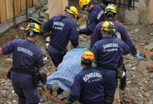 Varias personas heridas, deja este sismo.